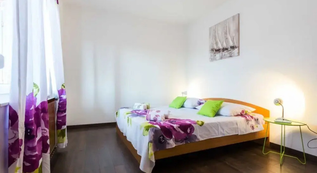 Апартаменты Spacious Zadar Apartments Near Beach