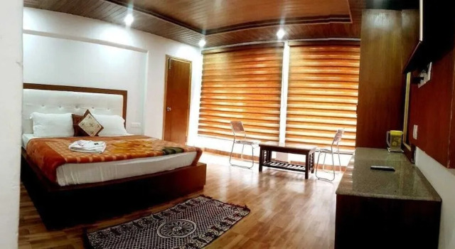 Hotel Snow Ark Dalhousie, Забронировать Отель Отели штата Химачал-Прадеш с завтраком, Завтраки