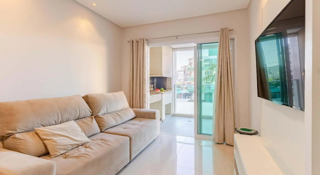 Lindo Apto para familias a 200mts da Praia de Mariscal - 2 dorms 6 pessoas, Забронировать Отель Бомбиньяс Санта-Катарина