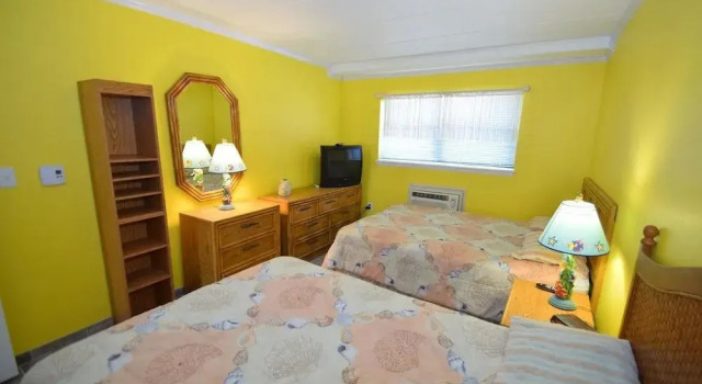 Oceanwalk East 411 1 Br Condo By Redawning
