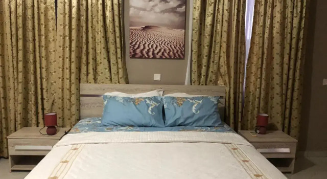 Exquisite 2 Bedroom Apartment for Family with Pool