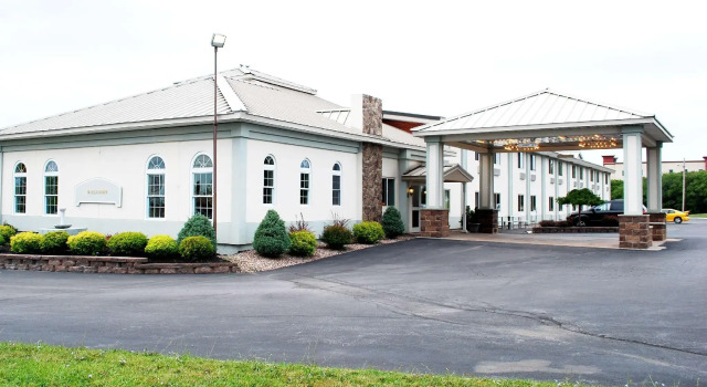 Кровать в общем номере Travel Inn - Watertown NY