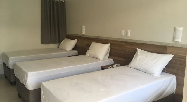 Трёхместный номер Standard Tropical Mar Hotel