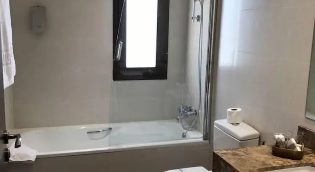 Одноместный полулюкс Hotel Entredos
