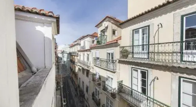 LovelyStay - Vintage Apartment in Rosa Street
