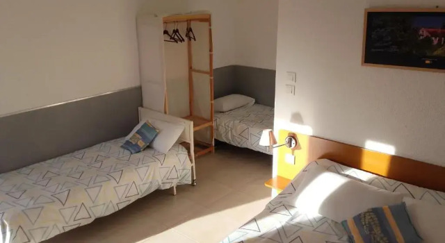 Четырёхместный номер Standard Villa Hotel