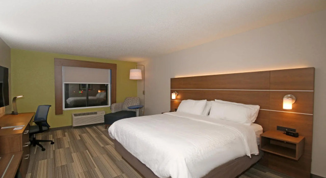 Номер Standard Holiday Inn Express Troutville-Roanoke North by IHG