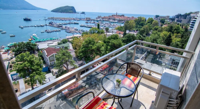 Апартаменты c 1 комнатой с видом на море Stay In Budva 1