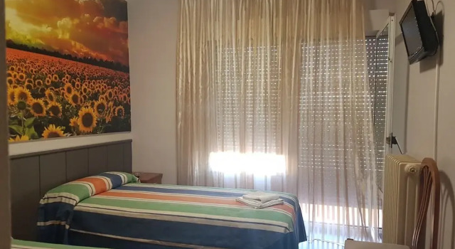 Hostal Restaurante Río Ubierna, Book Hotel Sotopalacios Castile and Leon