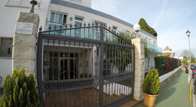 Hotel Complejo Los Rosales, Забронировать Отель Чурриана Малага