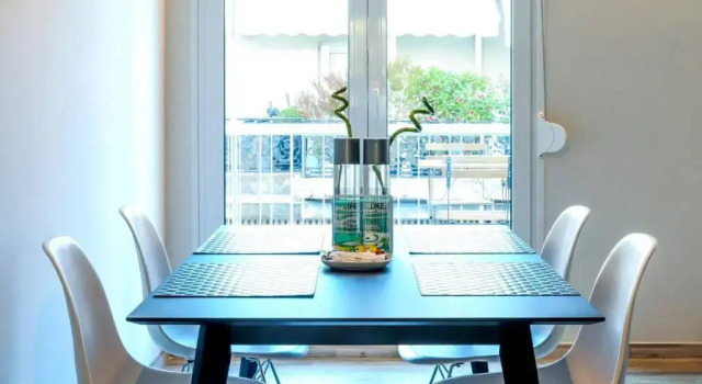 TONI'S 2BD Gem House near Plaka and Syntagma, Забронировать Отель Афины Острова Саронического залива - Аттика, рядом с Римская Агора