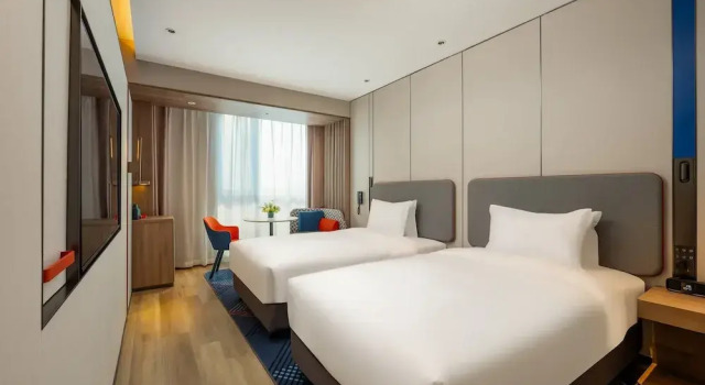 Четырёхместный номер Standard Holiday Inn Express Hefei FTZ by IHG