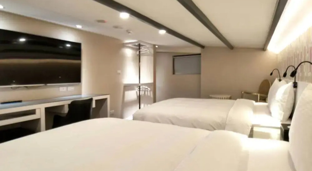 Четырёхместный номер Standard Bridge Living