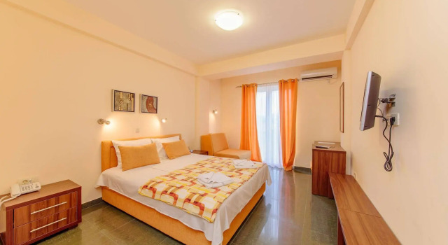 Hotel Novi