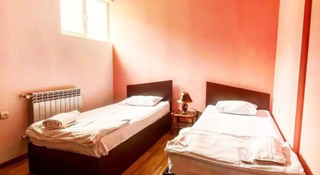 Domino Yerevan Hostel & Tours