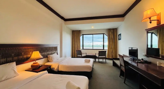 Одноместный номер Superior с 2 комнатами с видом на реку Royal Mekong Riverside Hotel