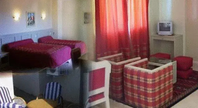 De Nice, Rezervovat Hotel Hotely v Meknes-Tafilalet s parkováním, Parkování