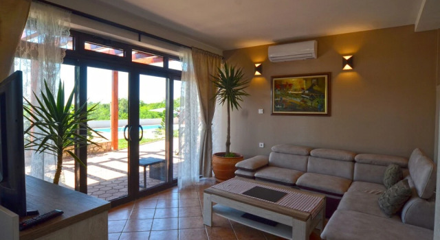 Villa Roma, Prenota Villa Ville a Sarizol, Villa