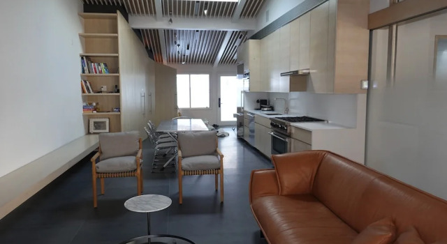 Deluxe 2 Bedroom Apartments at Resort With Outdoor Pool & Hot Tub, Забронировать Апартаменты/квартира Отели Аспен с бассейном, рядом с Театр "Айсис", Бассейн