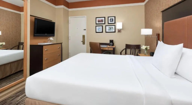 Двухместный номер Deluxe The Hotel at Fifth Avenue