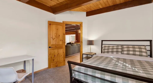 Summit Hideaway #445, Забронировать Дом для отпуска Биг-Бэр-Лейк San Bernardino Mountains, рядом с Interlaken Shopping Center