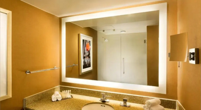 Двухместный полулюкс DoubleTree by Hilton Hotel Dallas Campbell Centre