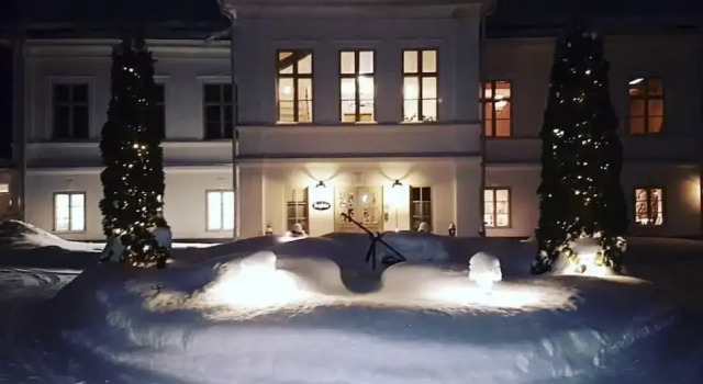 Älvkarleö Herrgård, Varaa Hotelli  