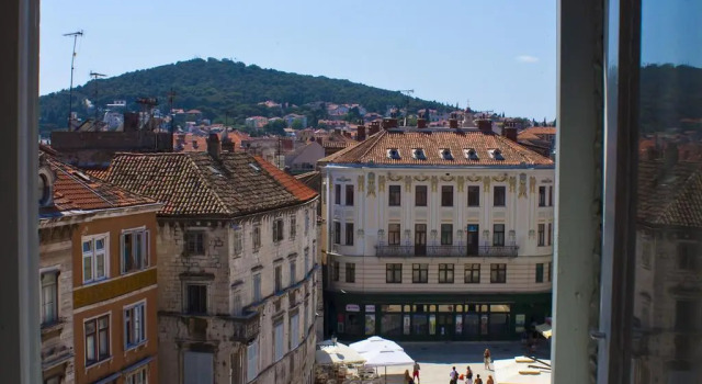 Best Of Split Apartments