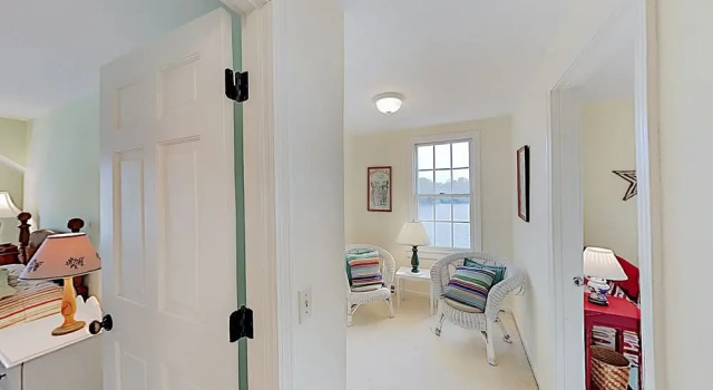 New Listing! Waterfront Gem W/ Private Deck 4 Bedroom Home, Забронировать Дом для отпуска Ярмут Полуостров Кейп-Код