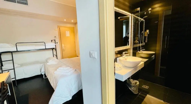 Номер Comfort Hotel Aiglon