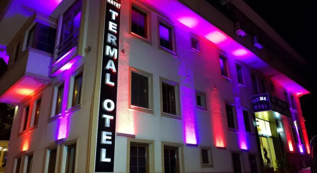 Ozhayat Hotel