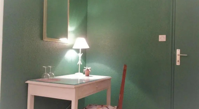 Les Malvaux - Chambre dHotes, Book Hotel Huriel Allier