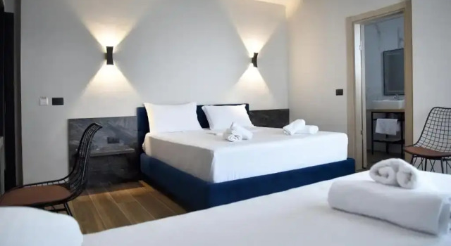 Трёхместный номер Superior Gogos Boutique Hotel