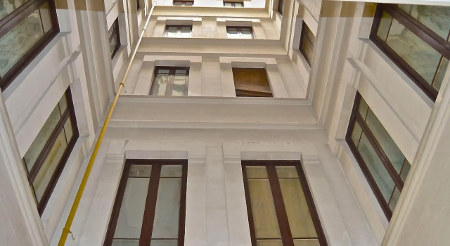 Exquisite designer 3BR Pg Gràcia apt - LaMimosa, Забронировать Отель Грасиа Барселона, рядом с Jove Regina Theatre