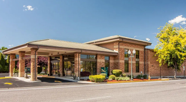 Quality Inn, Book Hotel Hoteller i Klamath Falls med pool, Swimmingpool