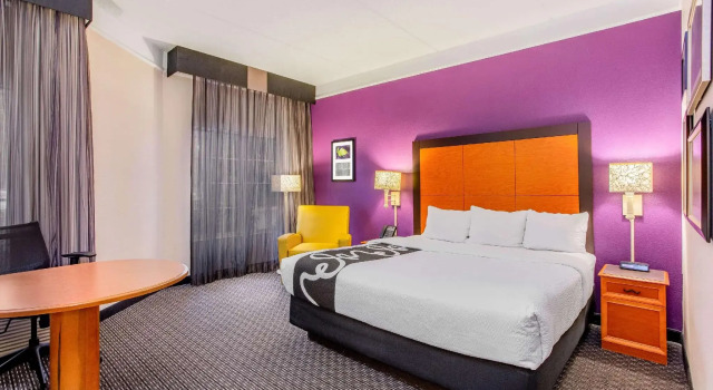 Двухместный номер Deluxe La Quinta by Wyndham Raleigh Durham Intl AP