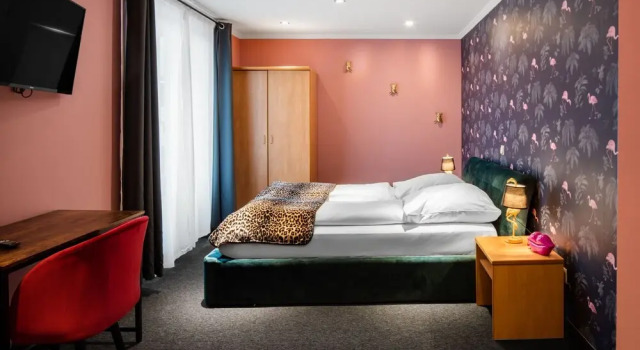 Люкс Comfort SmartHotel Flamingo Self check-in