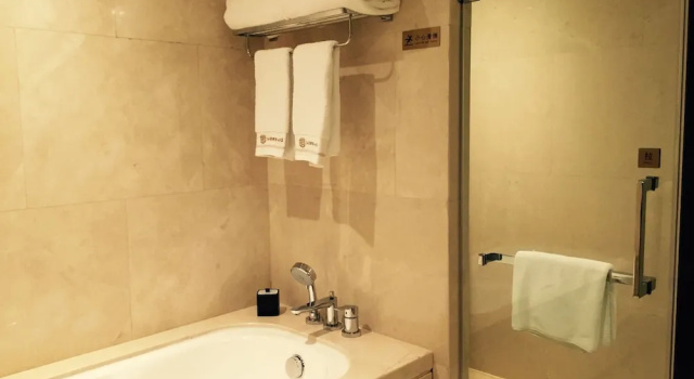 Двухместный номер Business Shantou International Hotel