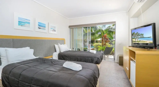 Lagoon Pool 2 Bedroom Spa Suite