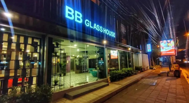 BB Glass House