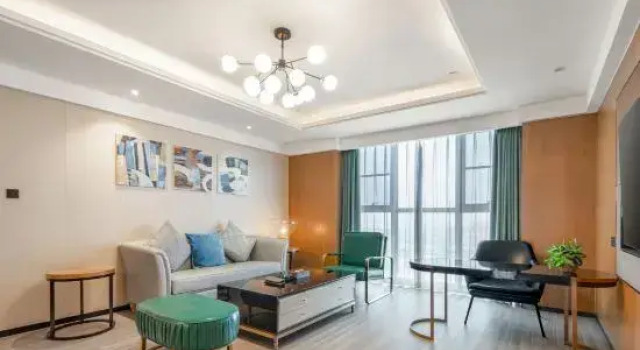 Люкс Deluxe Huhua International Hotel (Shanghai Songjiang)