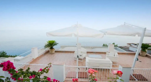 Номер Standard с красивым видом из окна villa orleans