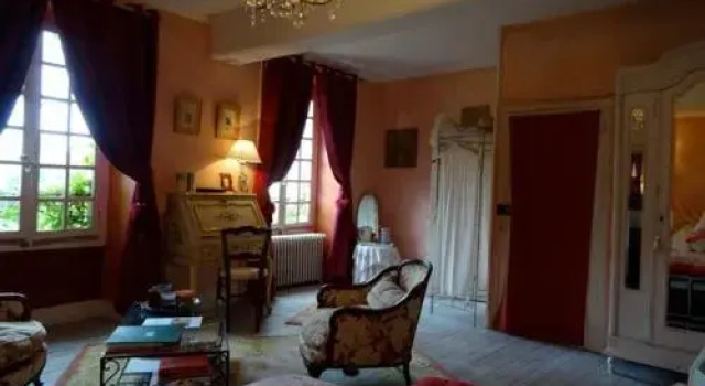 Maison Marthe, Rezerwuj Hotel Saint-Sauveur-en-Puisaye 