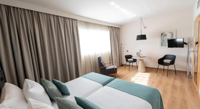 Двухместный номер Standard Aparthotel Atenea Barcelona