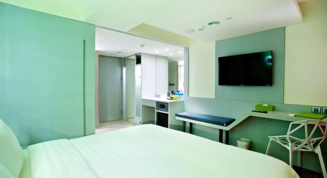 Двухместный номер Classic FX Hotel Kaohsiung Zhonghua Road Branch