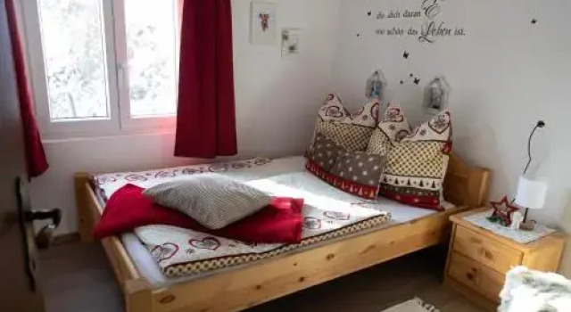 Holidayhome Knusperhäuschen, Rezerwuj Apartament Hotele w Karyntia z parkingiem, Parking