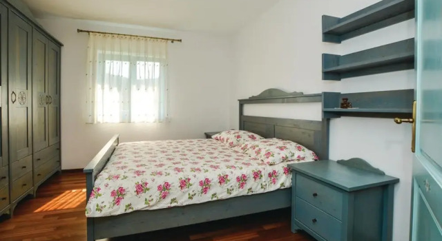 Gorgeous Home In Koper With Wifi, Prenota Hotel Capodistria Istria slovena