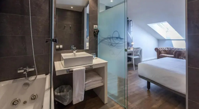Двухместный номер Deluxe Мансарда Hotel Andia