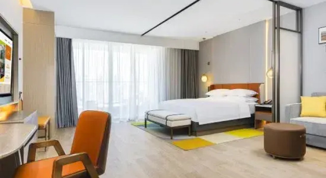 Люкс Deluxe Home2 Suites by Hilton Shaoguan Wengyuan