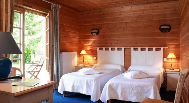 Hotel Les 3 Fontaines, Varaa Hotelli  